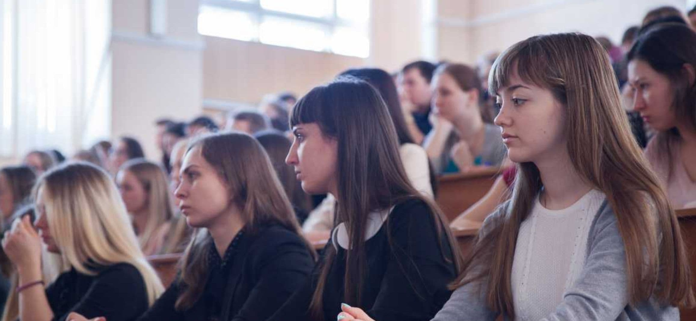 Количество бюджетных мест по направлению педагогики увеличилось на 30 тысяч