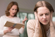 Психолог Екушевская: родителям не всегда стоит беспокоиться из-за оценок детей