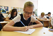 Рособрнадзор открыл горячую линию о количестве контрольных в школах